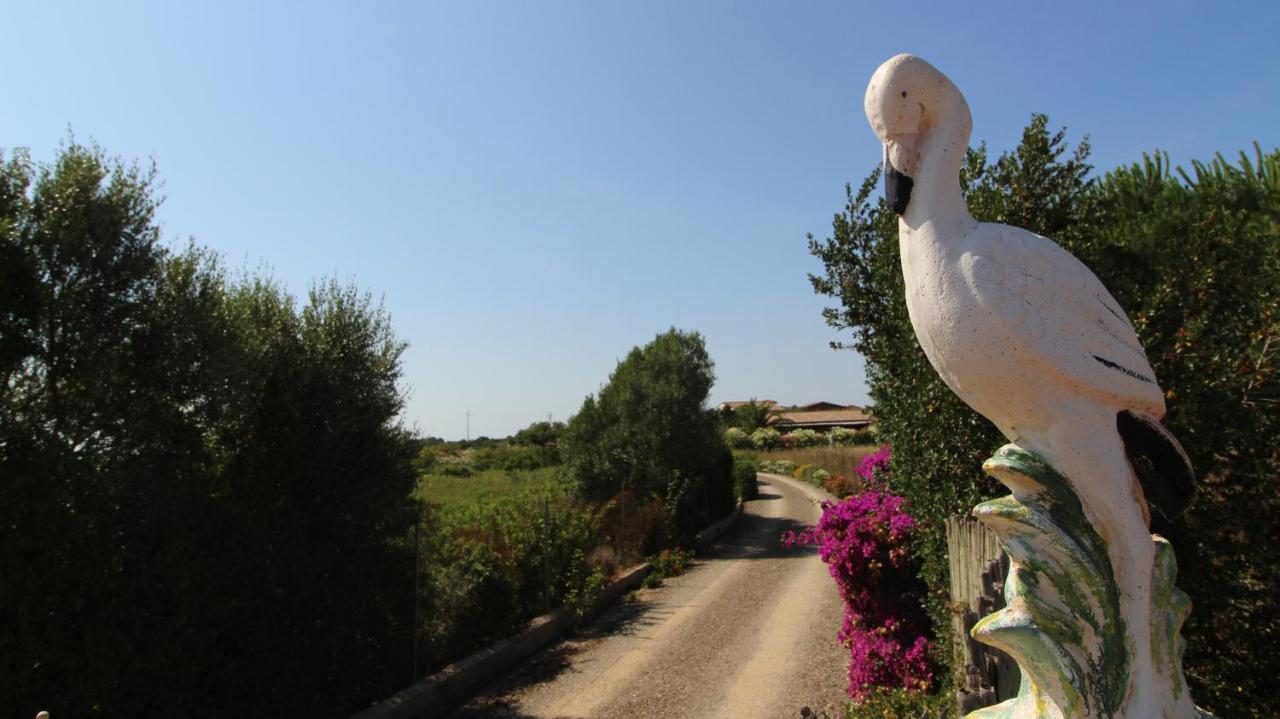 Casa Vacanze Giovanna SantʼAnna Arresi Exterior foto